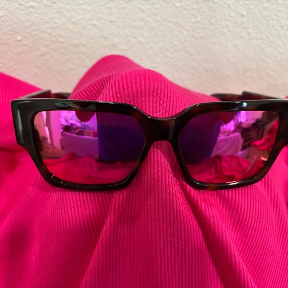 Christian Dior NWOT - Picture 2 of 14